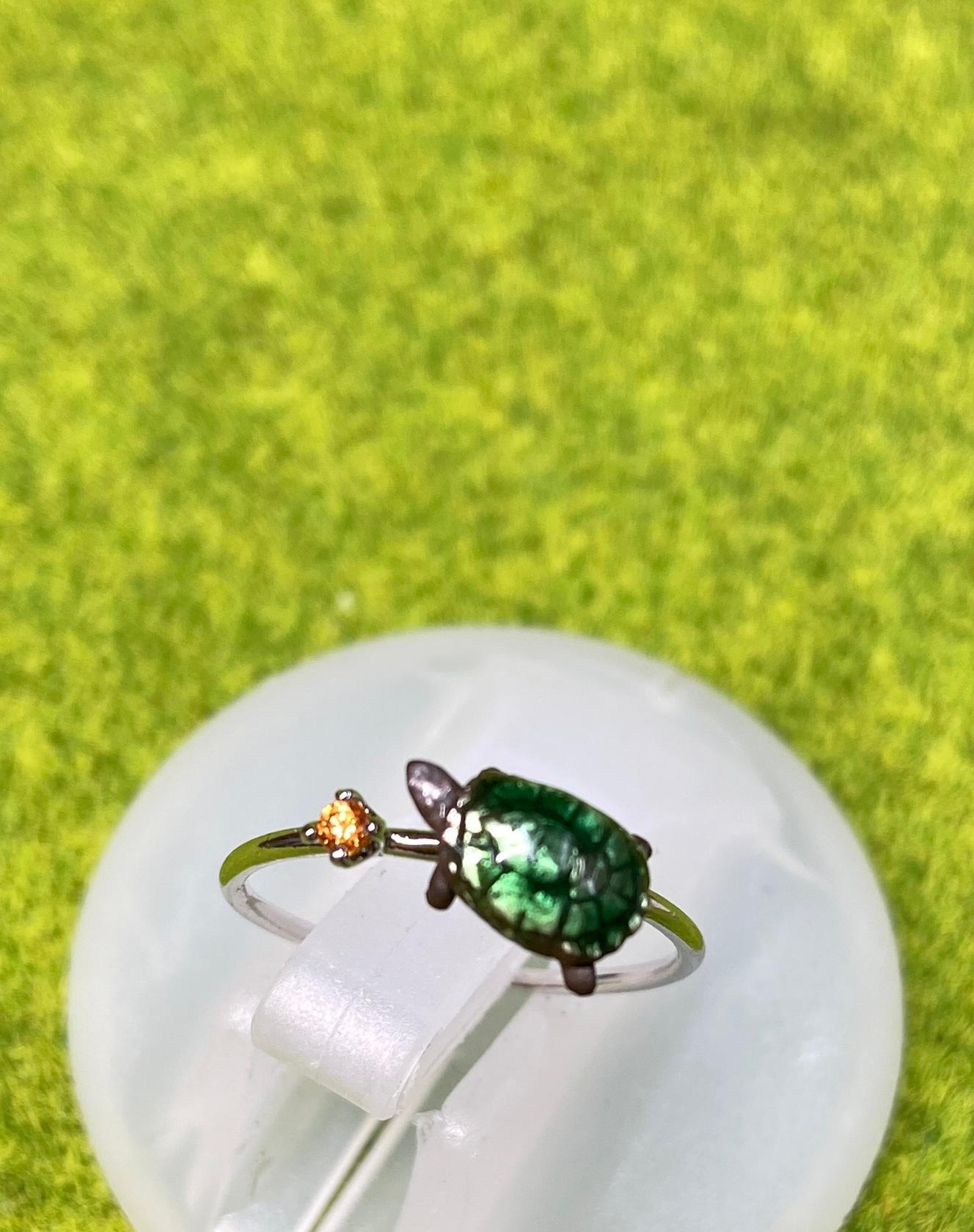 ミドリガメとイエローサファイアのリング　＃11